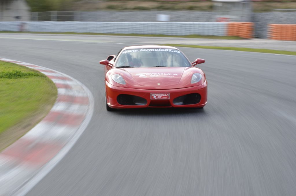 Conducir un Ferrari en el Circuit de Barcelona-Catalunya de Montmeló