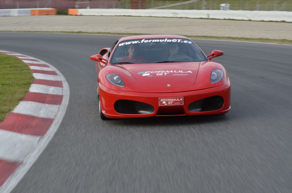 Conducir un Ferrari en el Circuit de Barcelona-Catalunya de Montmeló