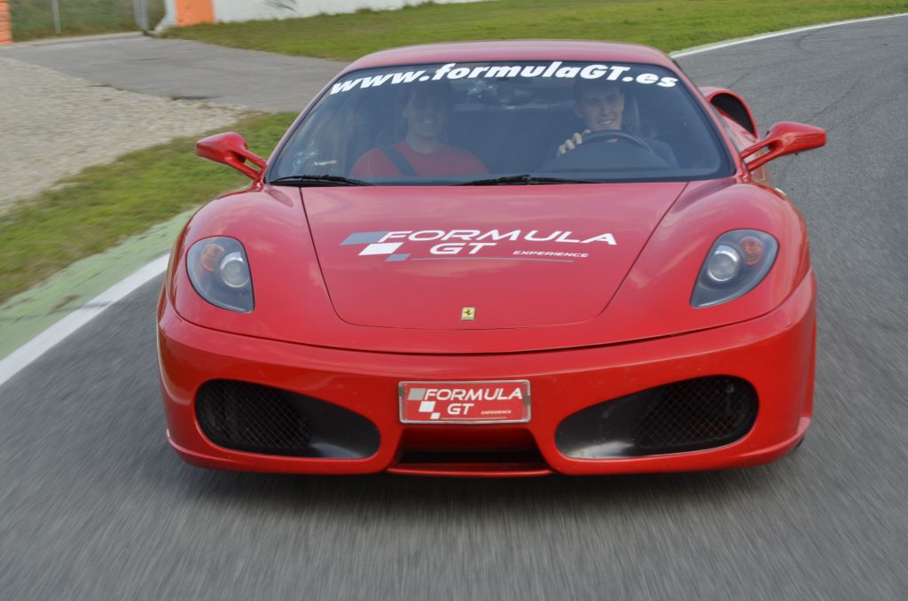 Conducir un Ferrari en el Circuit de Barcelona-Catalunya de Montmeló