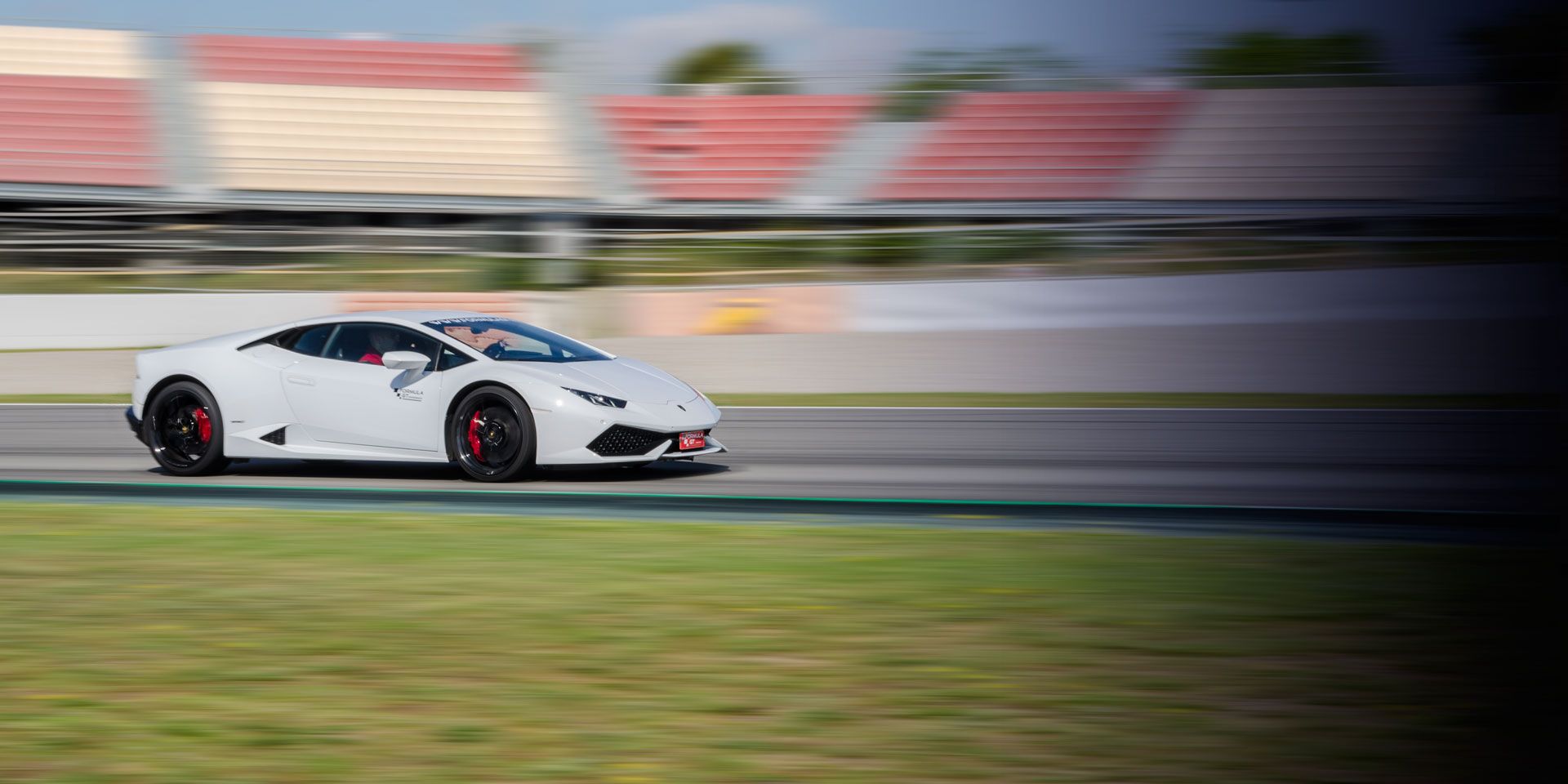 Conducir un Lamborghini Huracán en el Circuit de Barcelona-Catalunya